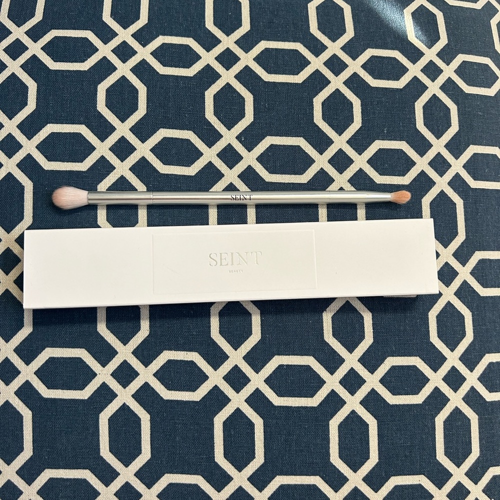 Seint bright brush (silver)